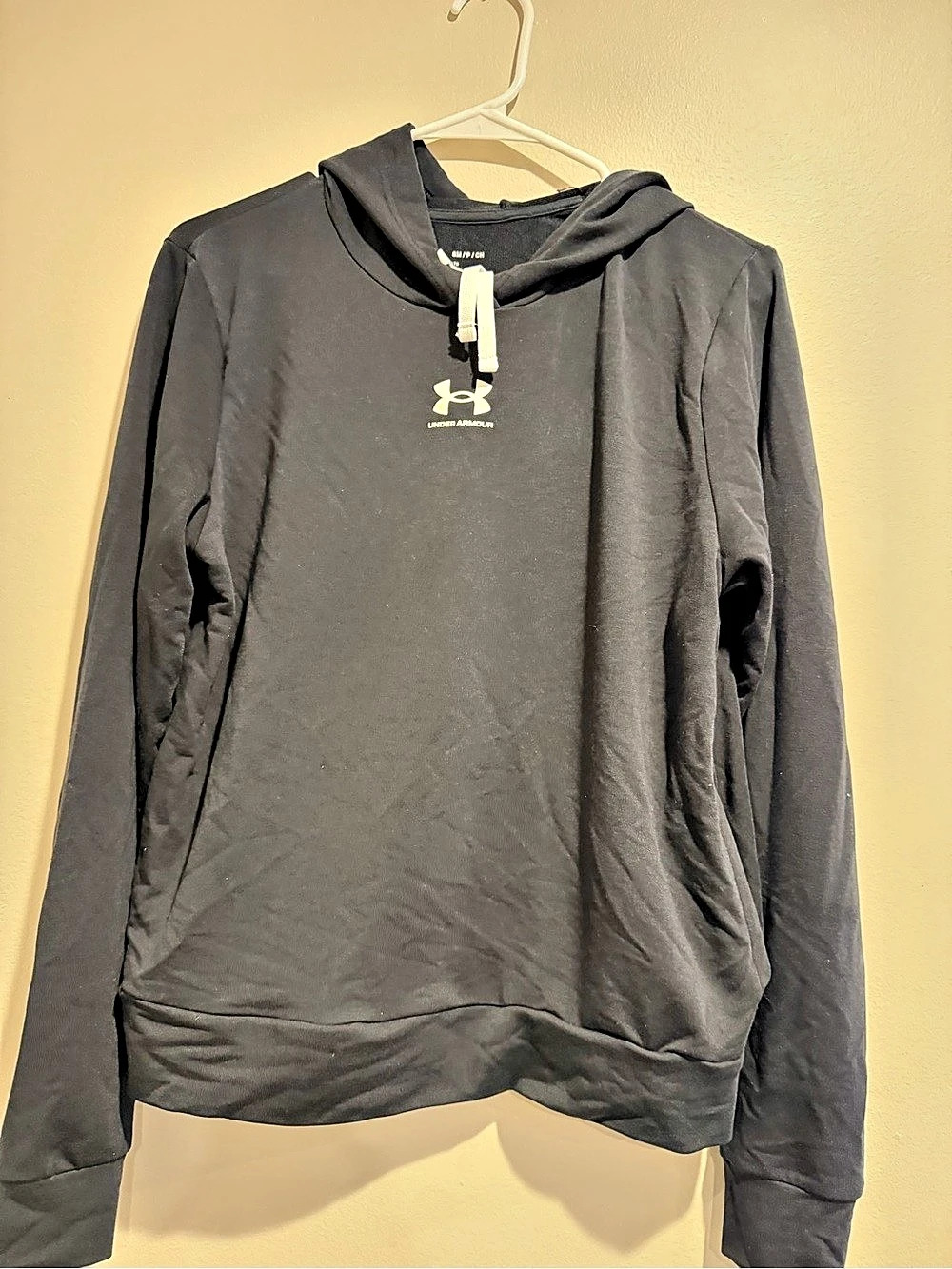 Under Armour Men's Black Hoodie Size Medium Like New